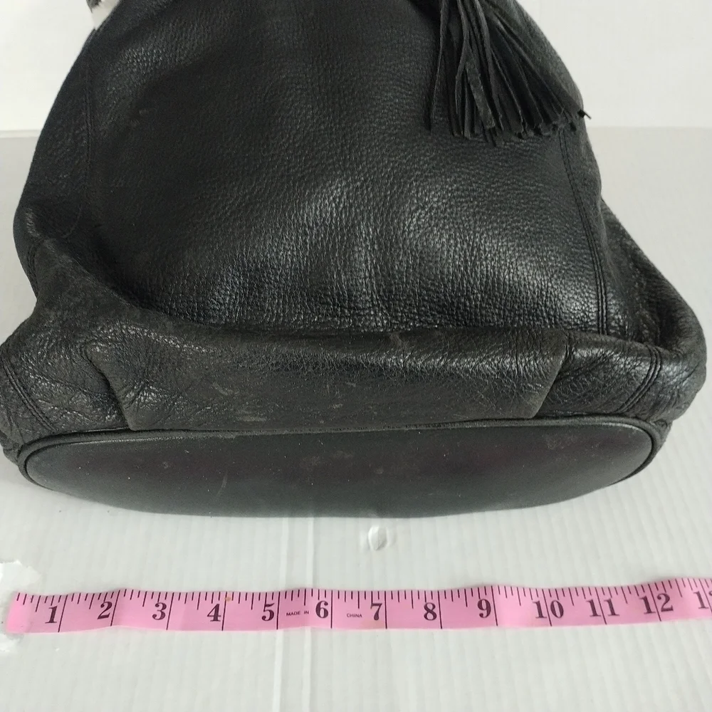 Michael Kors Black Medium East West Ring Tote - Picture 5 of 12